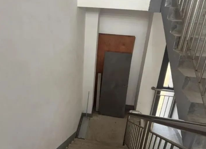 1744602296108006.png image.png